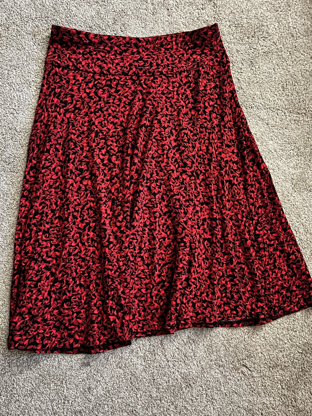 New York & Company red and black Floral Feminine Romantic Abstract Skirt Size XS